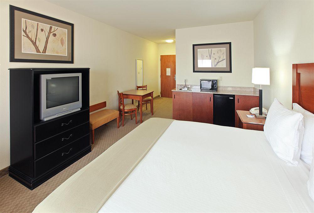 Holiday Inn Express & Suites Pine Bluff/Pines Mall By Ihg Δωμάτιο φωτογραφία