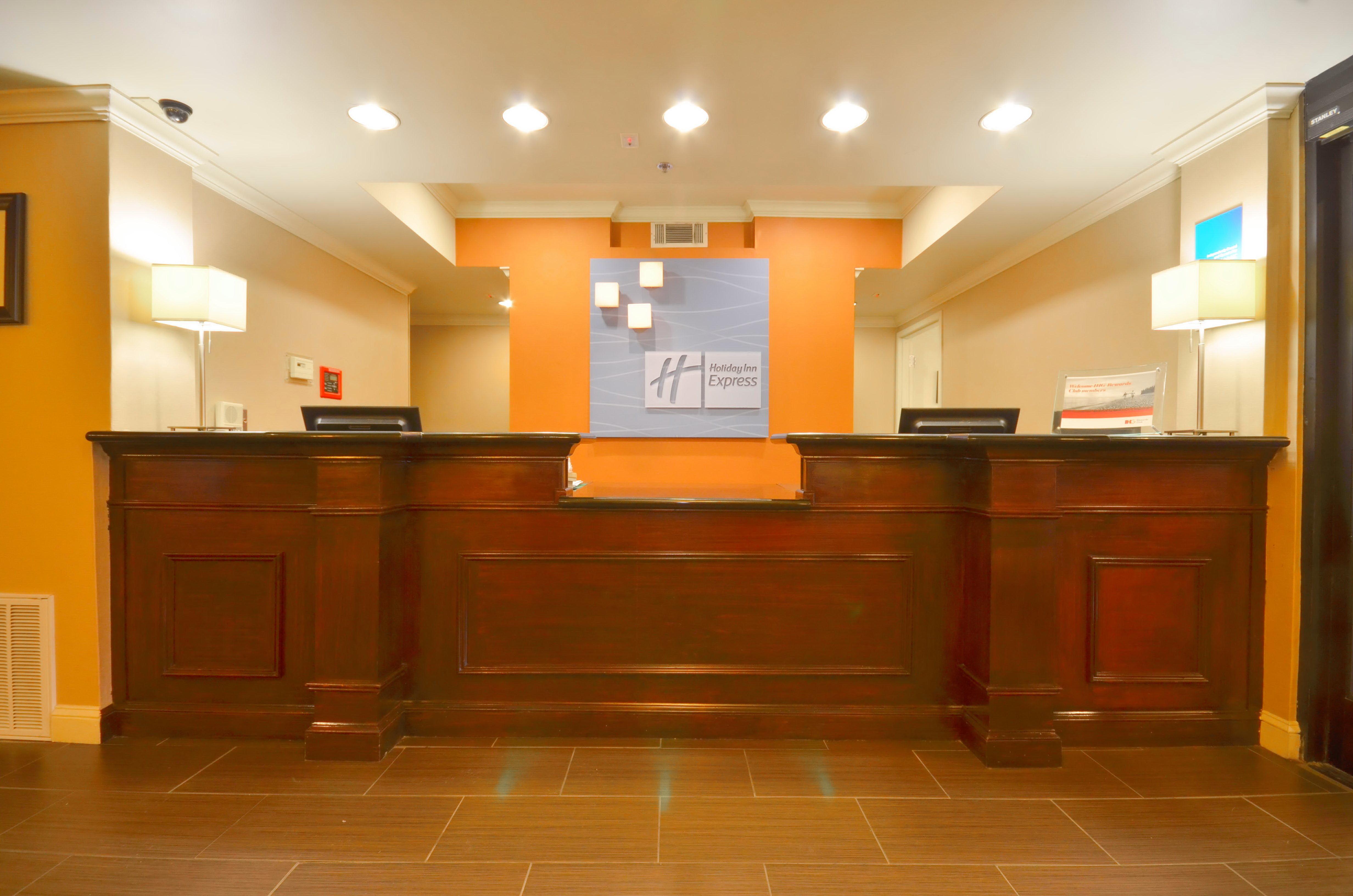 Holiday Inn Express & Suites Pine Bluff/Pines Mall By Ihg Εξωτερικό φωτογραφία