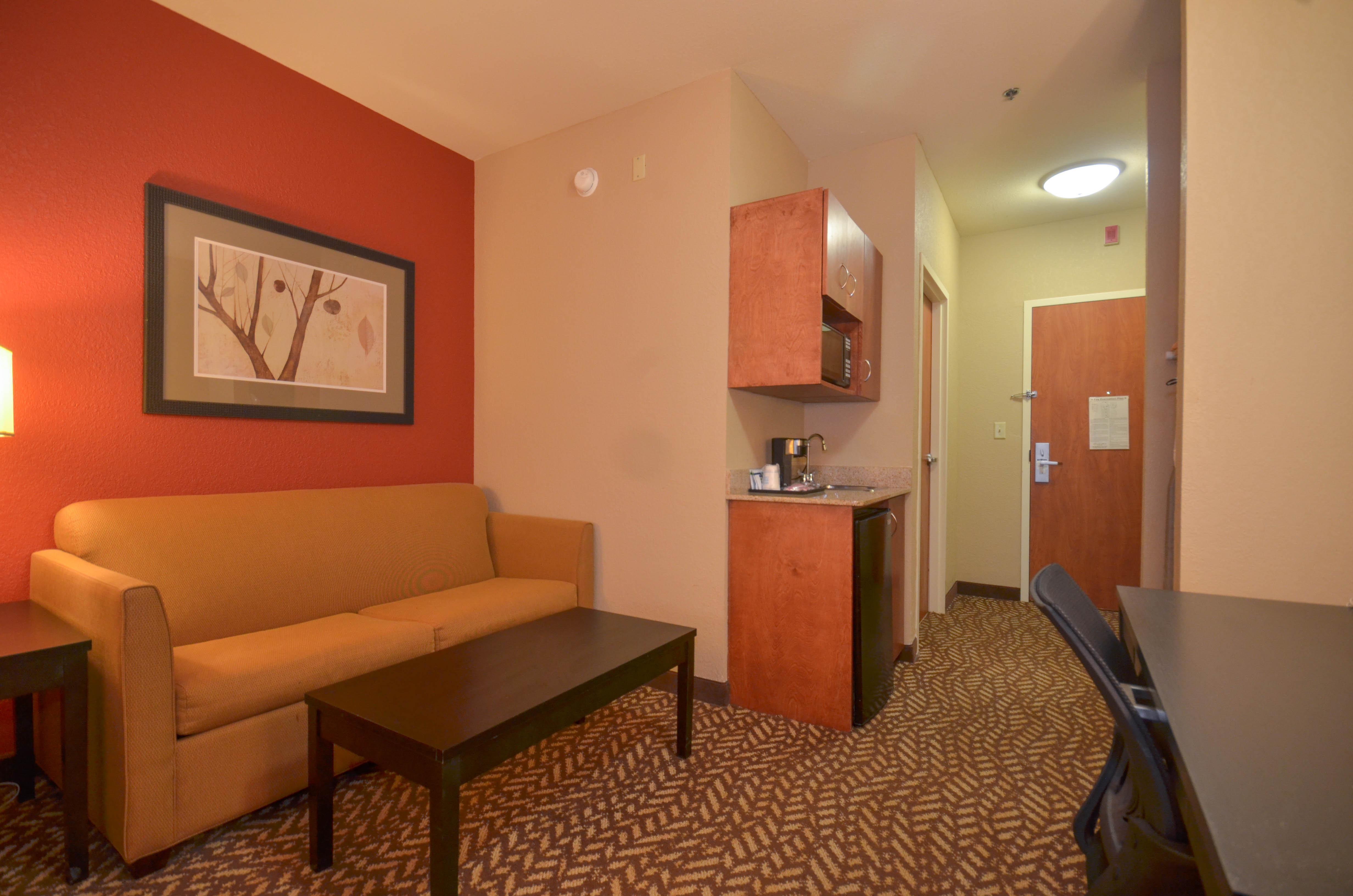 Holiday Inn Express & Suites Pine Bluff/Pines Mall By Ihg Εξωτερικό φωτογραφία